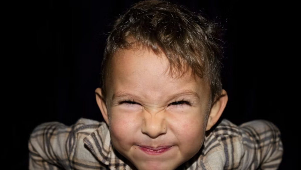 Anak Sedang Tantrum? Ini 6 Cara Orang Tua Menghadapinya Tanpa Ikut Terbawa Emosi